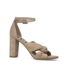 Beige geknoopte suède sandalen met hak