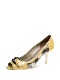 Burberry pre-owned 80 mm nova check pumps - geel