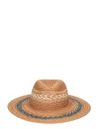 Caledona hat cedar