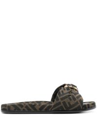 Fendi Slippers voor Dames Nieuwe collectie Tot 50 Korting Dresscode