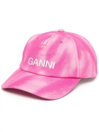 Ganni pet met logoprint - roze