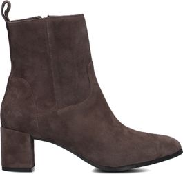 Lina locchi enkellaarsjes
dames 8543, maat: 37, materiaal: suède, kleur: bruin