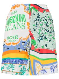 Moschino jeans shorts met grafische print - blauw