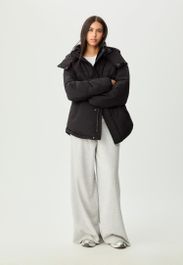 Stradivarius oversized gewatteerd jack met capuchon zwart xl