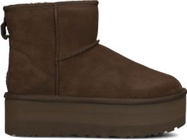 Ugg vachtlaarzen dames w classic mini platform, maat: 43, materiaal: suède, kleur: bruin