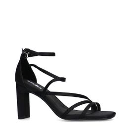 Zwarte sandalen met hak